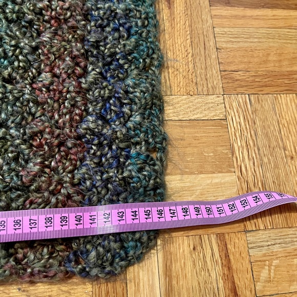 Handmade rectangular wrap - Picture 3 of 4